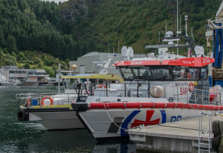 Avsette del av kaien til ambulansebåt